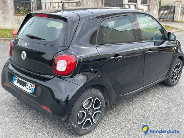 smart-forfour-electrique-legerement-endommage-carte-grise-ok-big-3