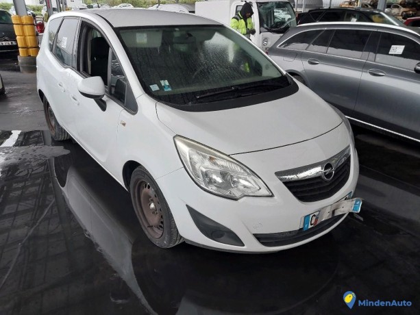 opel-meriva-ii-14t-100-essence-big-2