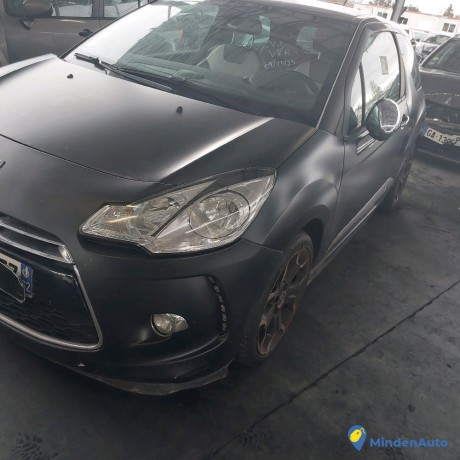 citroen-ds3-16-thp-156-so-chic-essence-big-0