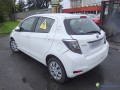 toyota-yaris-iii-15-100ch-hybrid-small-1