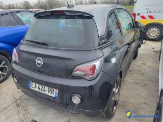 Opel adam ecotec turbo accidentée