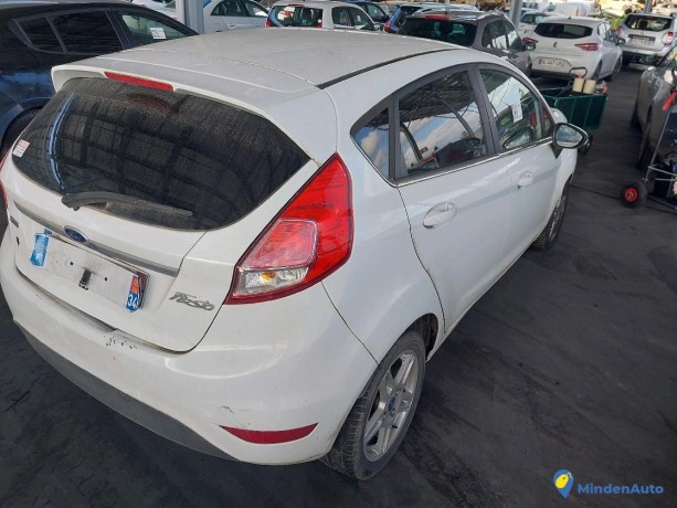 ford-fiesta-mk7-10-ecoboost-125-essence-big-1