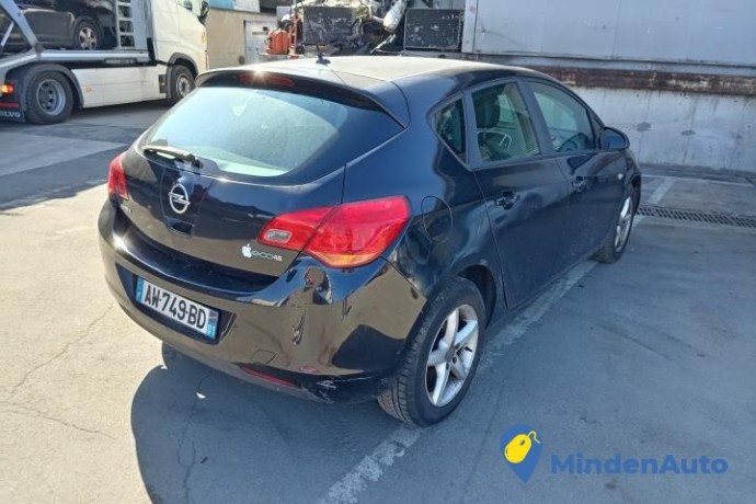 opel-astra-13-cdti-95-cv-a16-ref-66478-big-3