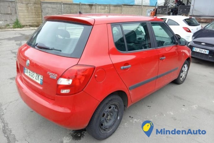 skoda-fabia-12-60cv-a13-ref-65954-big-3