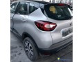 renault-captur-09-tce-90-essence-small-2