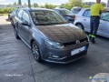 volkswagen-polo-v-2-10i-60-essence-small-2