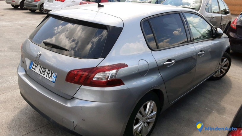 peugeot-308-dn-996-lr-vol-non-ve-big-3