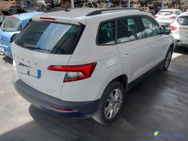 skoda-karoq-15-tsi-150-dsg-ambition-essence-big-1