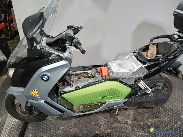 bmw-c-evolong-range-electrique-big-0