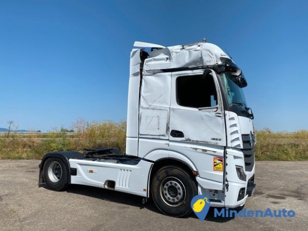 mercedes-benz-actros-1853ls-bigspacesolostar-big-2