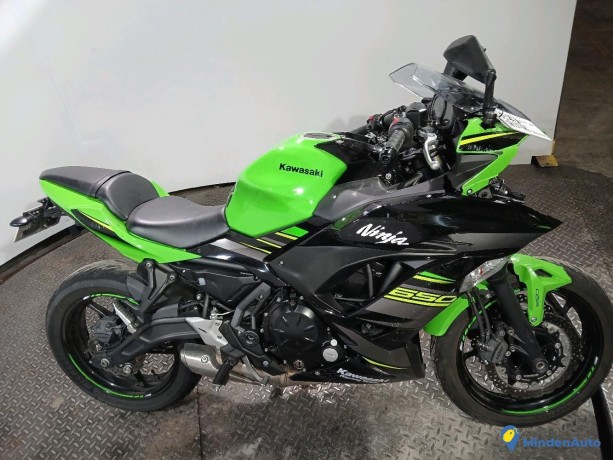 kawasaki-ninja-650-essence-big-1