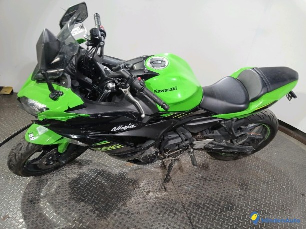 kawasaki-ninja-650-essence-big-0