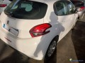 peugeot-208-12i-68-like-essence-small-1