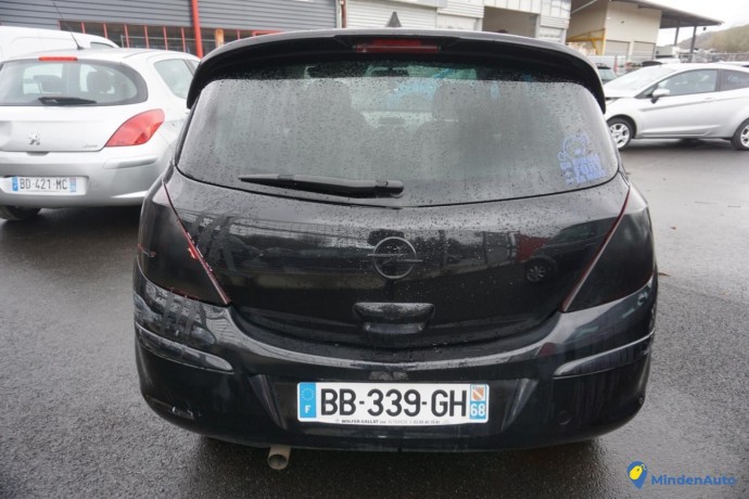 opel-corsa-d-corsa-d-phase-1-14i-16v-big-1