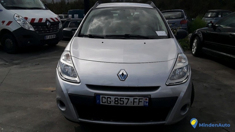 renault-clio-iii-estate-cg-857-ff-big-2