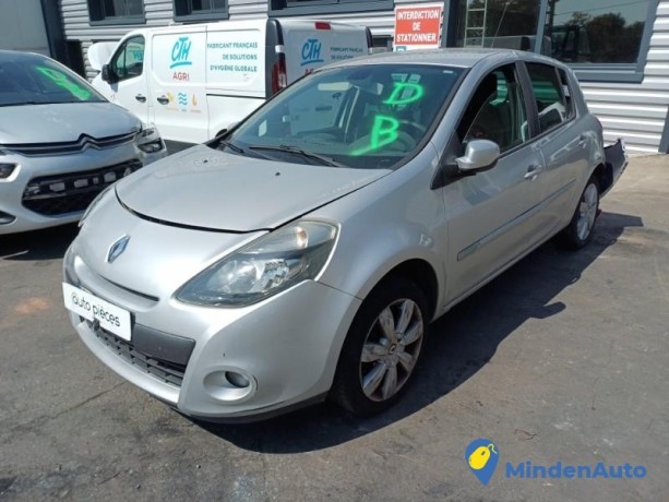 renault-clio-3-phase-2-13289905-big-3