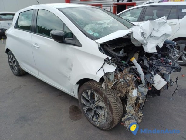 renault-zoe-2-12941469-big-2