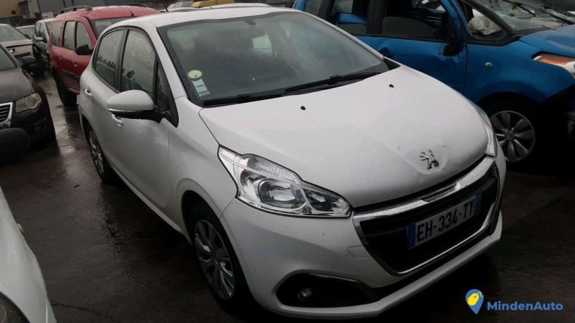 peugeot-208-eh-334-ty-big-2