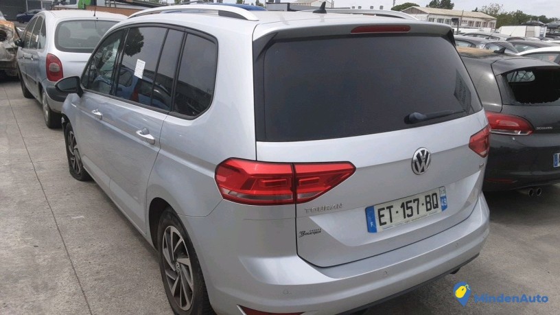 volkswagen-touran-et-157-bq-big-2