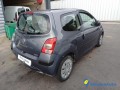 renault-twingo-2-phase-1-13367256-small-3