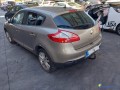 renault-megane-iii-15-dci-110-xv-de-f-gazole-small-1