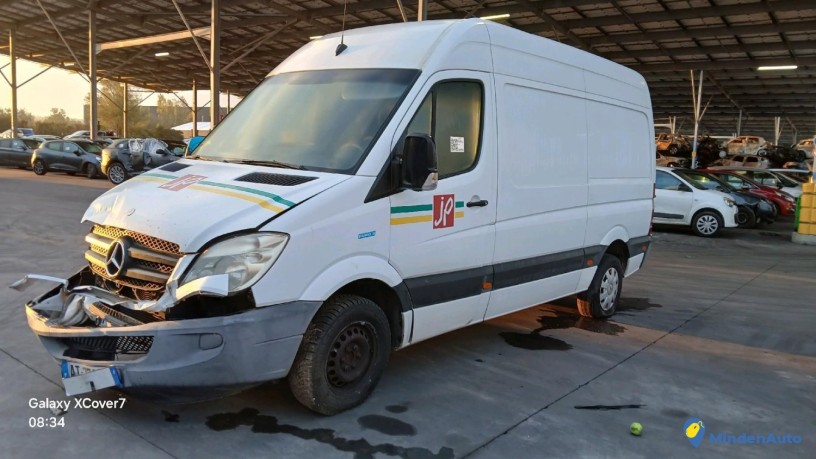 mercedes-sprinter-213-cdi-gazole-big-2