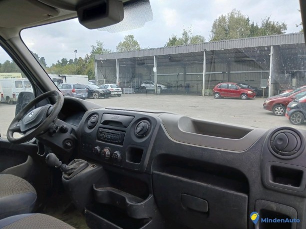 renault-master-23-dci-100-gazole-big-4