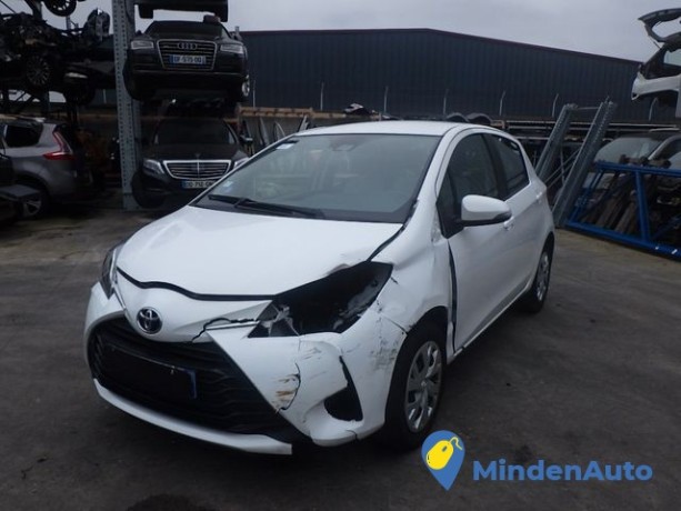 toyota-yaris-10-l-vvt-i-confort-big-3