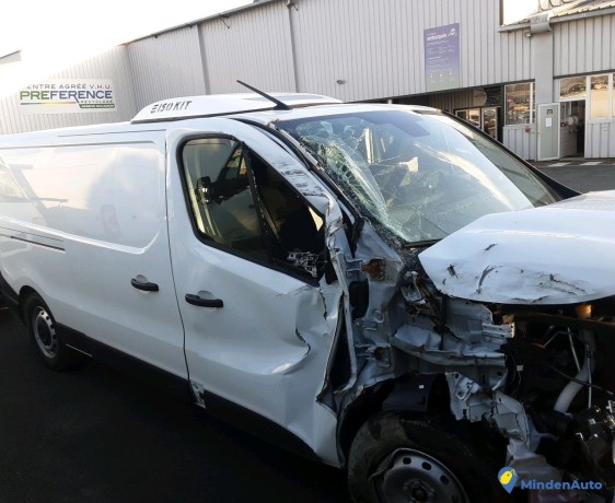 renault-trafic-gy-089-vf-big-3