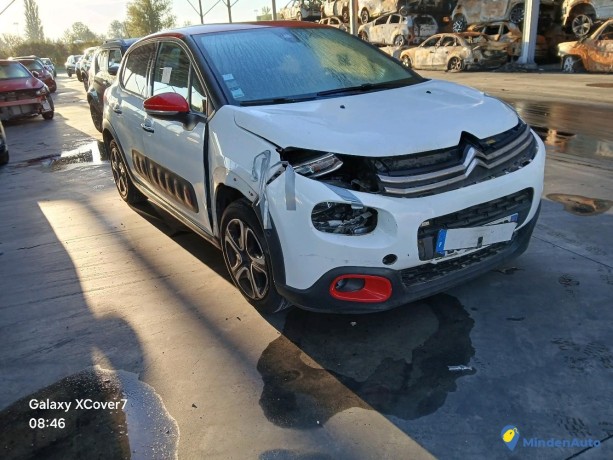 citroen-c3-iii-12-puretech-110-shine-essence-big-2