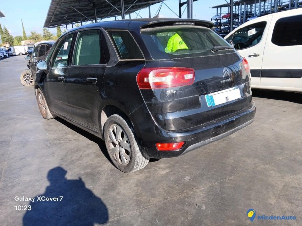 citroen-c4-picasso-ii-16-e-hdi-115-gazole-big-1