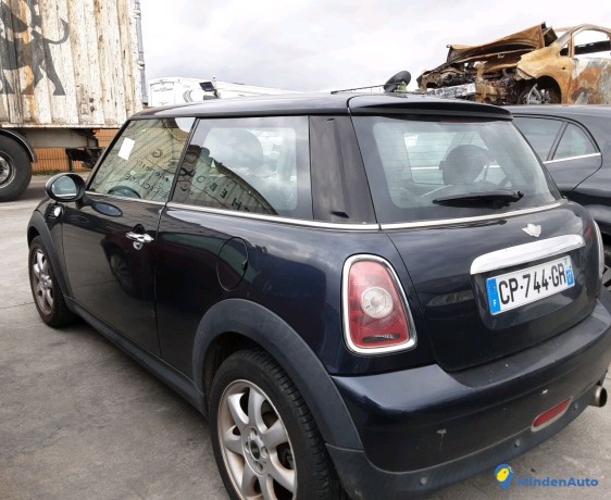 mini-cooper-cp-744-gr-big-1