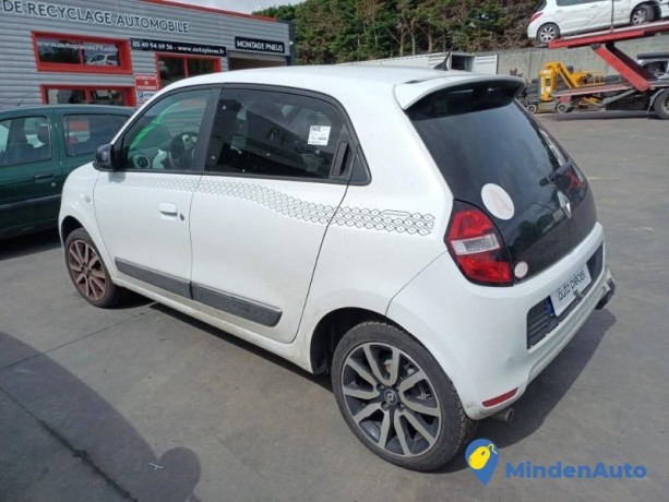 renault-twingo-3-phase-1-big-1