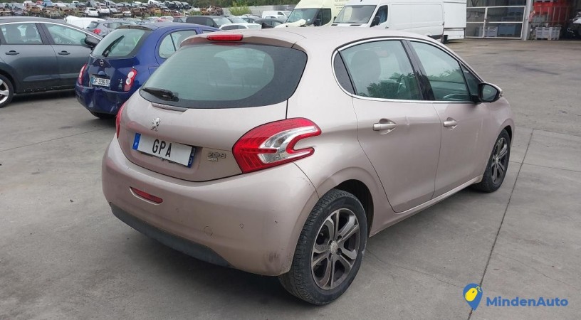 peugeot-208-16-e-hdi-92-allure-gazole-big-1