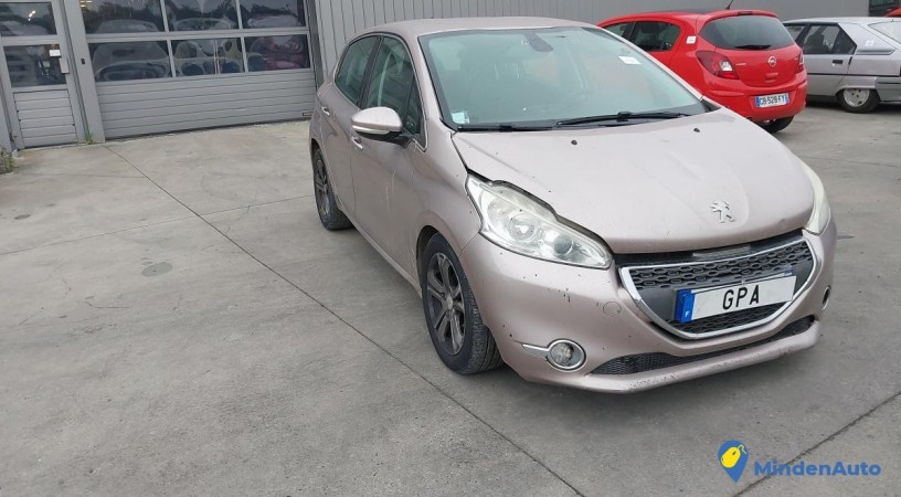 peugeot-208-16-e-hdi-92-allure-gazole-big-0