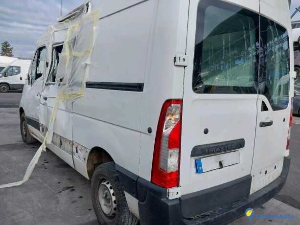 renault-master-l2h2-23-dci-170-edc-gazole-big-3