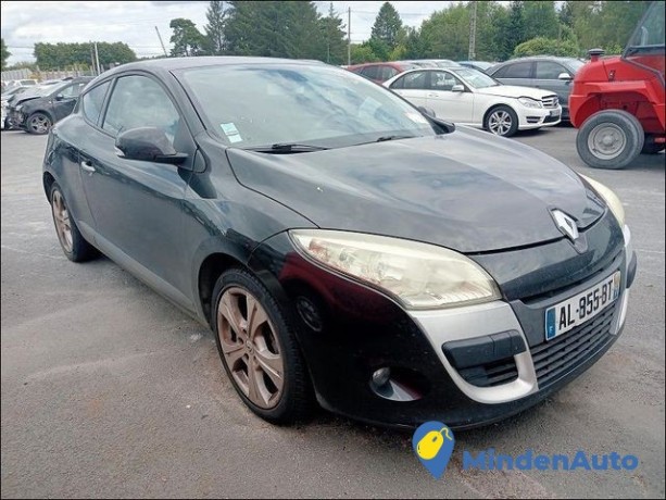 renault-megane-iii-coupe-dynamique-big-2