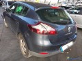 renault-megane-iii-15-dci-110-edc-gazole-small-1