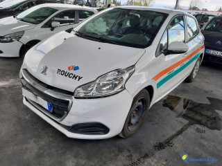 PEUGEOT 208 1.5 BLUEHDI 100 PRENIUM Réf : 318841