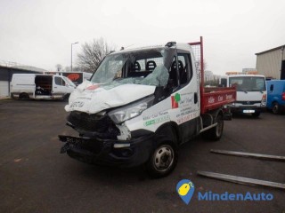 Iveco 35C15 145 CH Benne