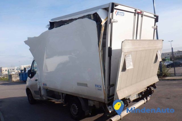 renault-master-23-dci-125ch-22m3-l4-confort-big-3