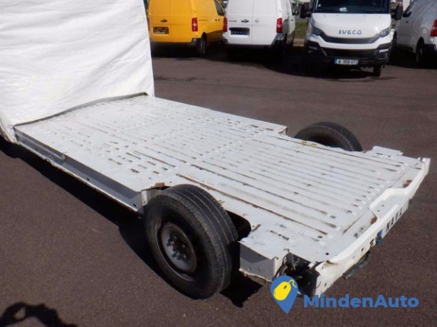 renault-master-23-dci-125-ch-betaillere-big-3