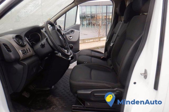 renault-trafic-16-dci-120ch-l2h1-big-4