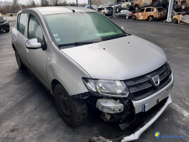 dacia-sandero-15-dci-90-ref-317226-big-1