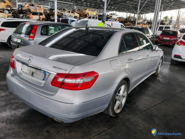 mercedes-classe-e-350-cdi-230-7g-tronic-ref-318940-big-1