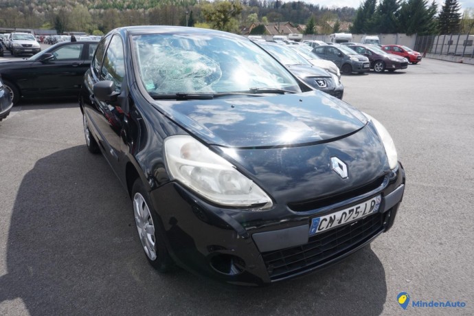 renault-clio-3-clio-3-phase-2-15-dci-8v-turbo-big-1