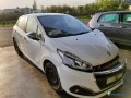 peugeot-208-16-bluehdi-75-style-ref-319182-small-2