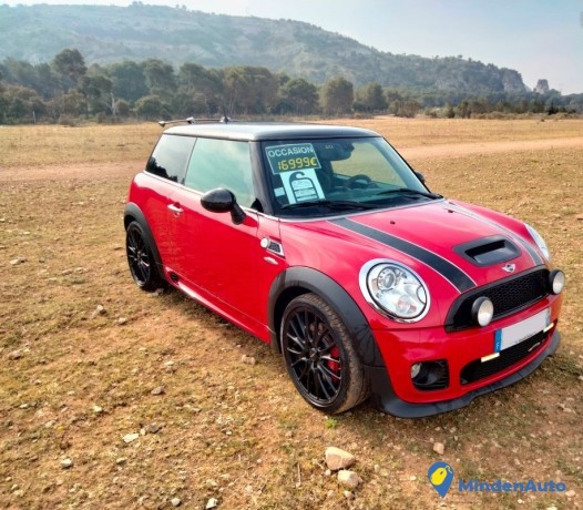 mini-cooper-jcw-big-0