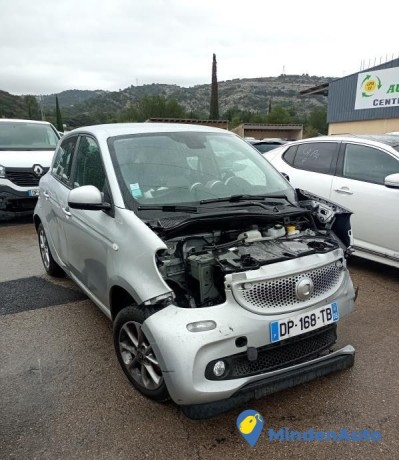 smart-forfour-acccidentee-big-1