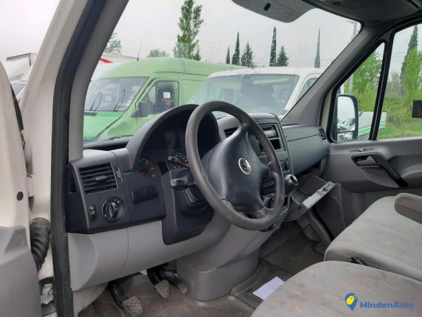 volkswagen-crafter-25tdi-136-ref-320531-big-4